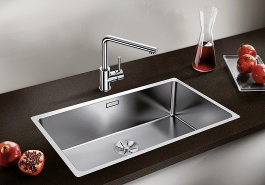 01016715_C_Web PPT JPG_72dpi_4768 530x370 1